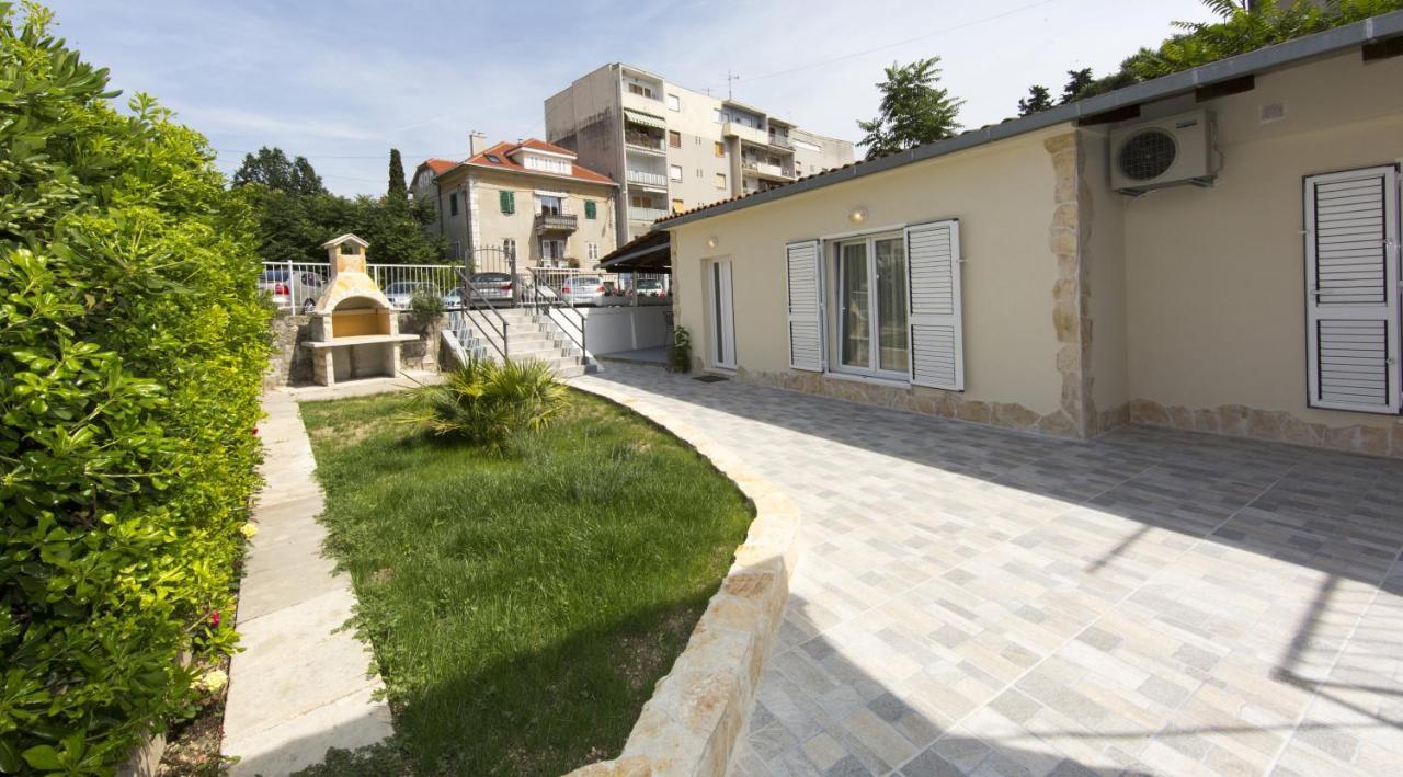 Apartmani Didovo Imanje 斯普利特 外观 照片